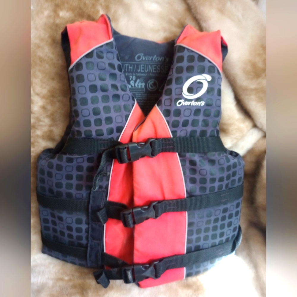 Overton's youth life jacket 55- 80 lb excellent condition